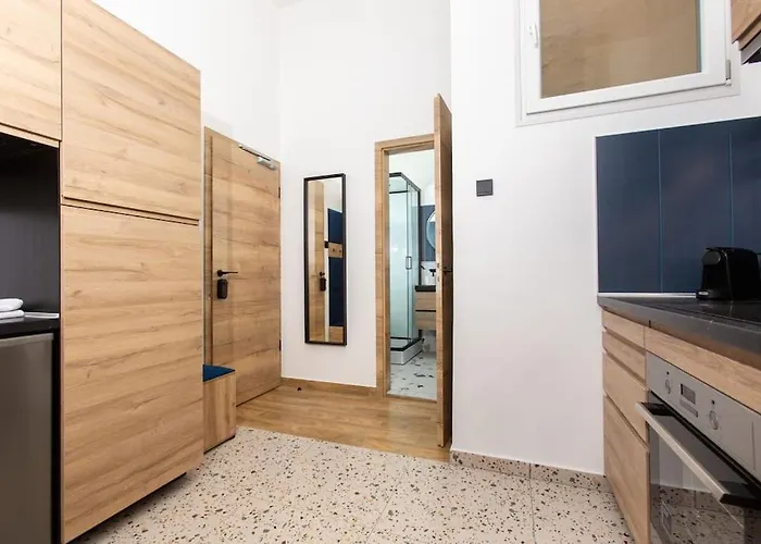 Budapest Serenity Suites - Blue