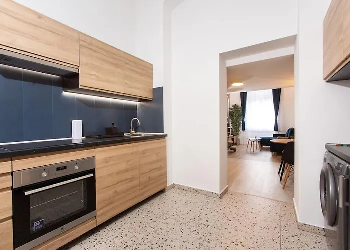 Budapest Serenity Suites - Blue